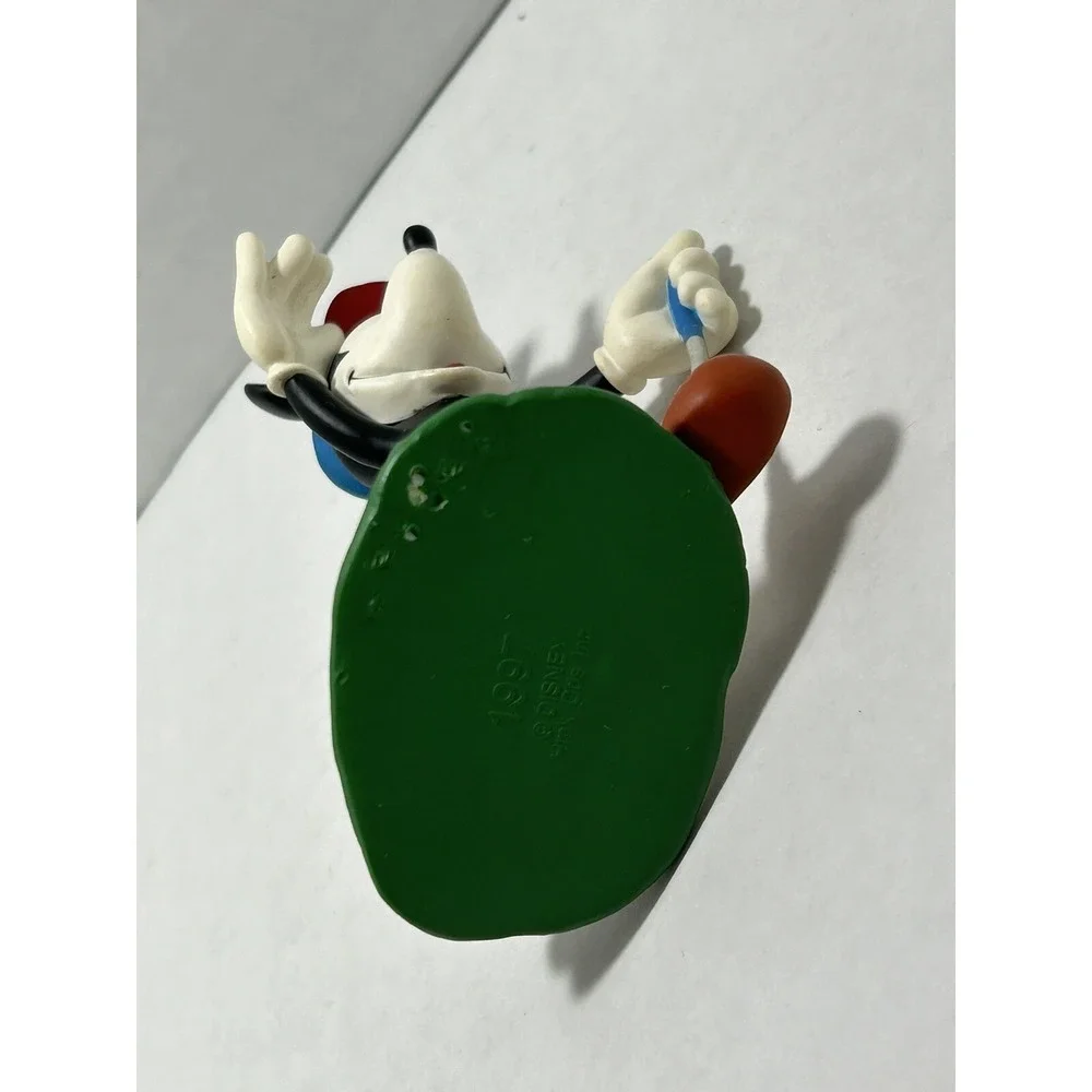 Vintage Mickey Mouse Long Shot Hallmark Disney Ornament 1997‎ 3